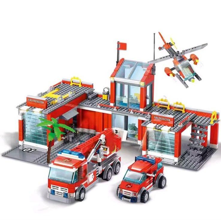 Конструктор пожежна станція з пожежною машиною і пожежним гелікоптером на 758 деталей (615) Конструктор пожежна станція з пожежною машиною і пожежним гелікоптером на 758 деталей (615)