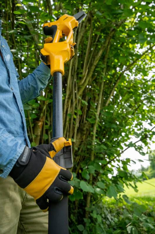 Пилка цепная аккумуляторная Stiga Мини с АКБ и ЗУ (PR100eKit) - фото 3 Пилка цепная аккумуляторная Stiga Мини с АКБ и ЗУ (PR100eKit) - фото 3