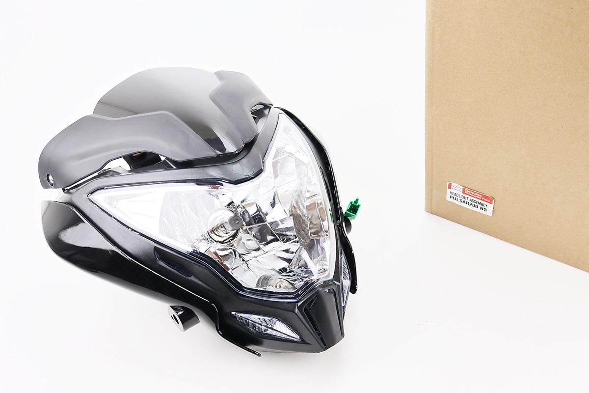 Обтічник фари з фарою та вітровиком до мотоцикла BAJAJ PULSAR NS-200 пластик (998348)