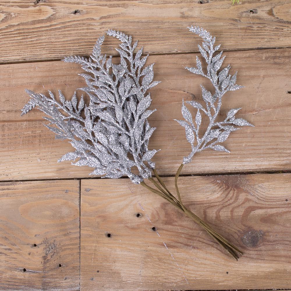 Искусственный пучок веток папоротника в блестках Серебристый (4115-3)