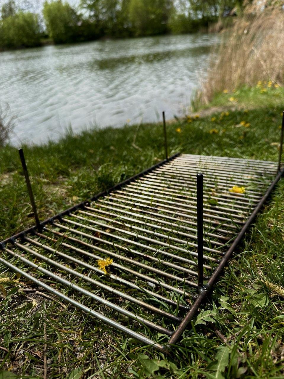 Решітка гриль із нержавіючої сталі на ніжках (2545102592) - фото 2 Решітка гриль із нержавіючої сталі на ніжках (2545102592) - фото 2