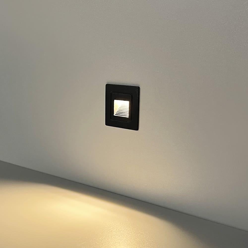 Светильник для лестницы 82х82 мм Черный (10012) - фото 2