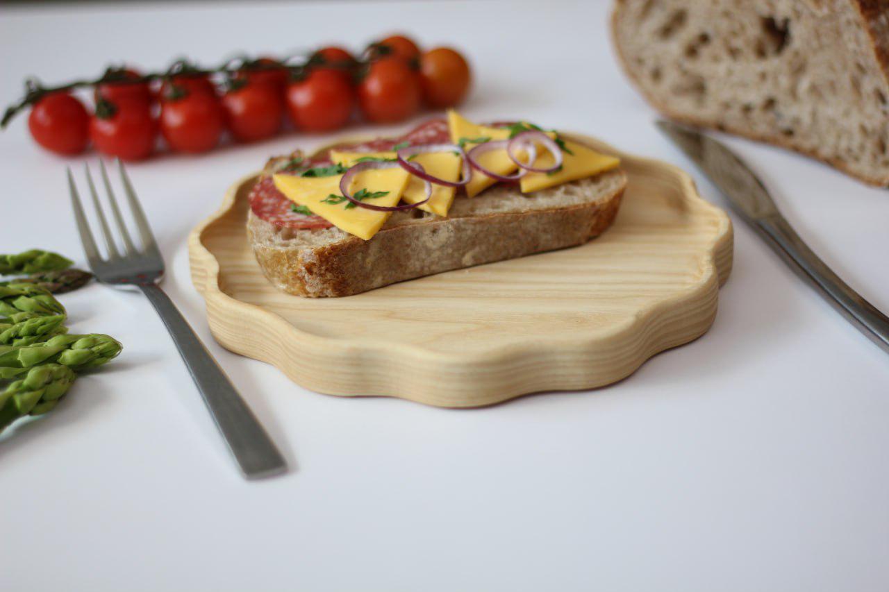 Тарелка из натурального дерева 25х25х2 см Дуб (WDB-36.2.2) Тарелка из натурального дерева 25х25х2 см Дуб (WDB-36.2.2)