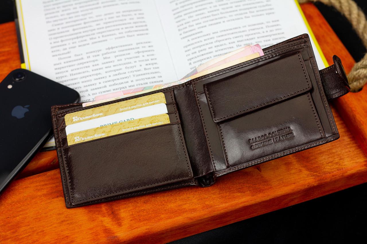 Мужское портмоне Marco Coverna на кнопке из натуральной кожи Коричневый (B047-801) - фото 9 Мужское портмоне Marco Coverna на кнопке из натуральной кожи Коричневый (B047-801) - фото 9