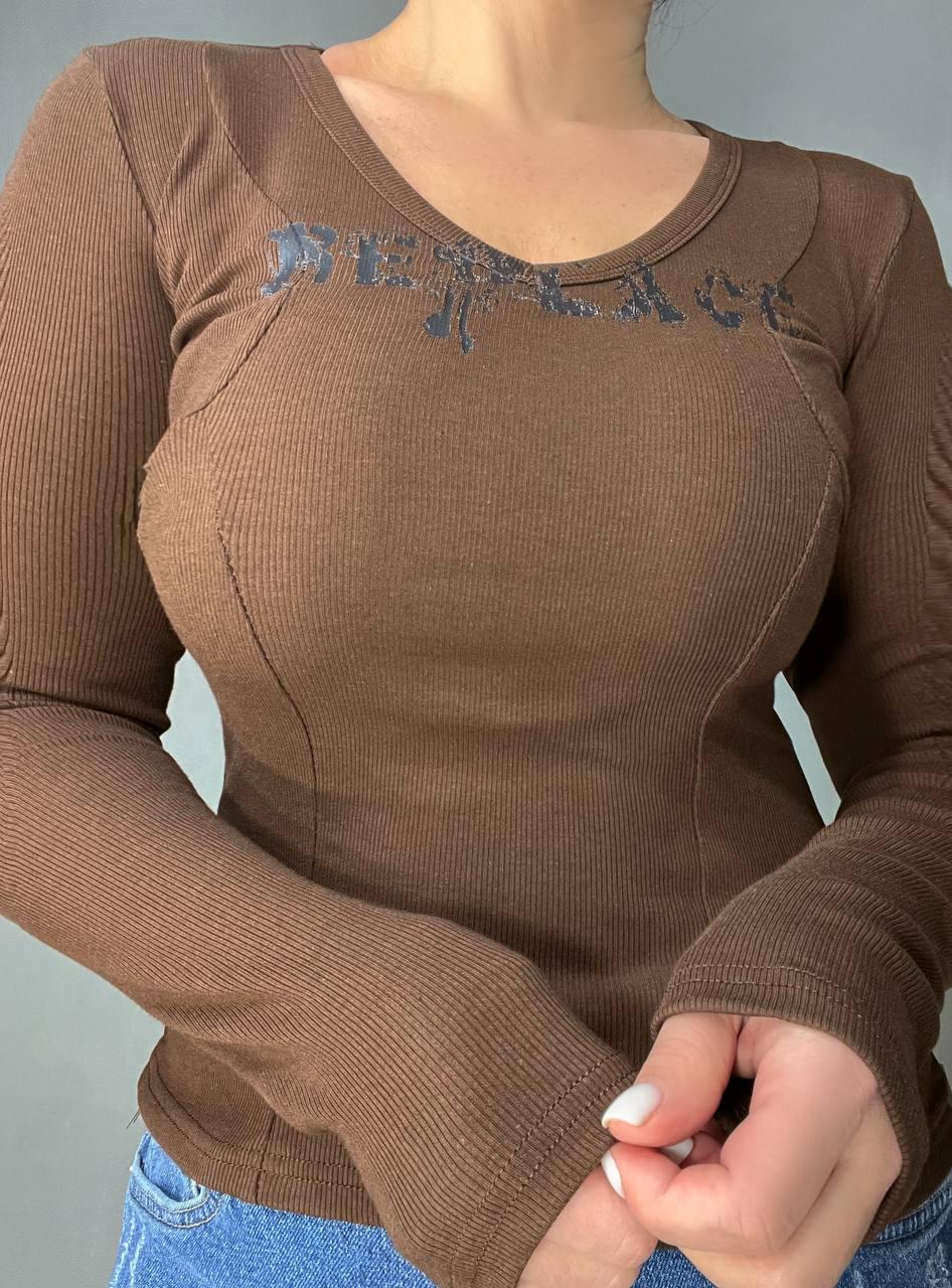 Лонгслів жіночий A-N 25079 рубчик реглан v-виріз корсетні шви OS Коричневий (3453) - фото 2 Лонгслів жіночий A-N 25079 рубчик реглан v-виріз корсетні шви OS Коричневий (3453) - фото 2