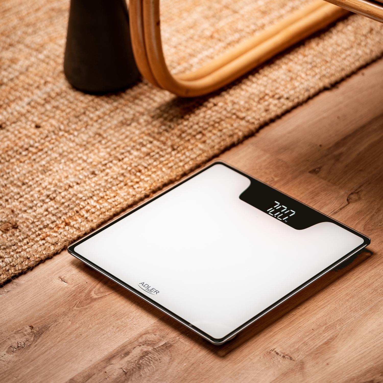 Весы напольные электронные Adler AD 8174 до 180 кг 2хАААА автовыключение White (AD8174W) - фото 4