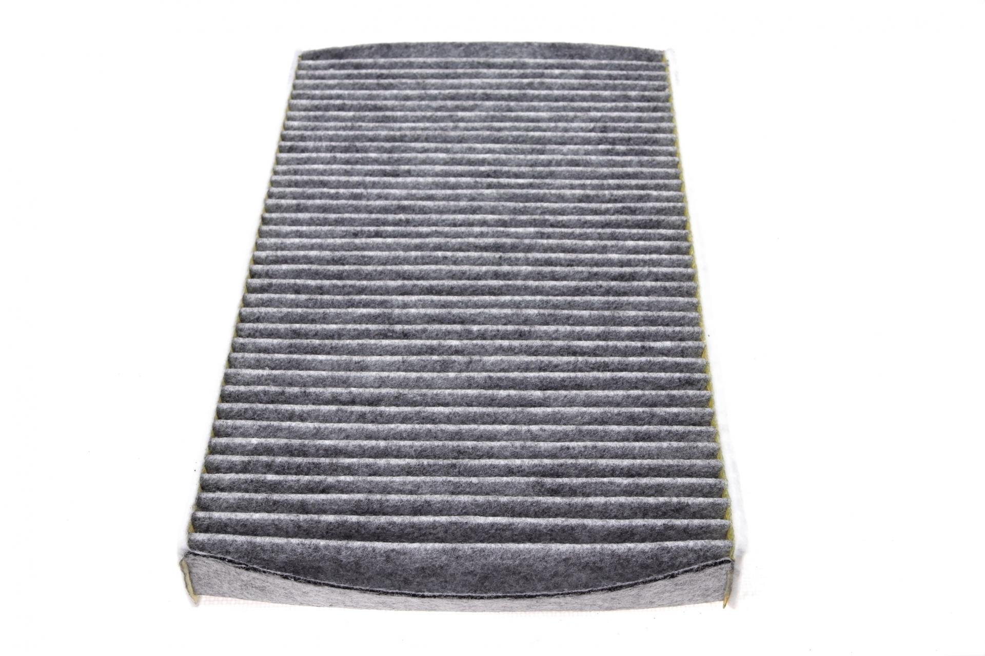 Фильтр салона PURFLUX для Citroen C2/C3/C4/Peugeot 307/308 00- угольный (AHC319)