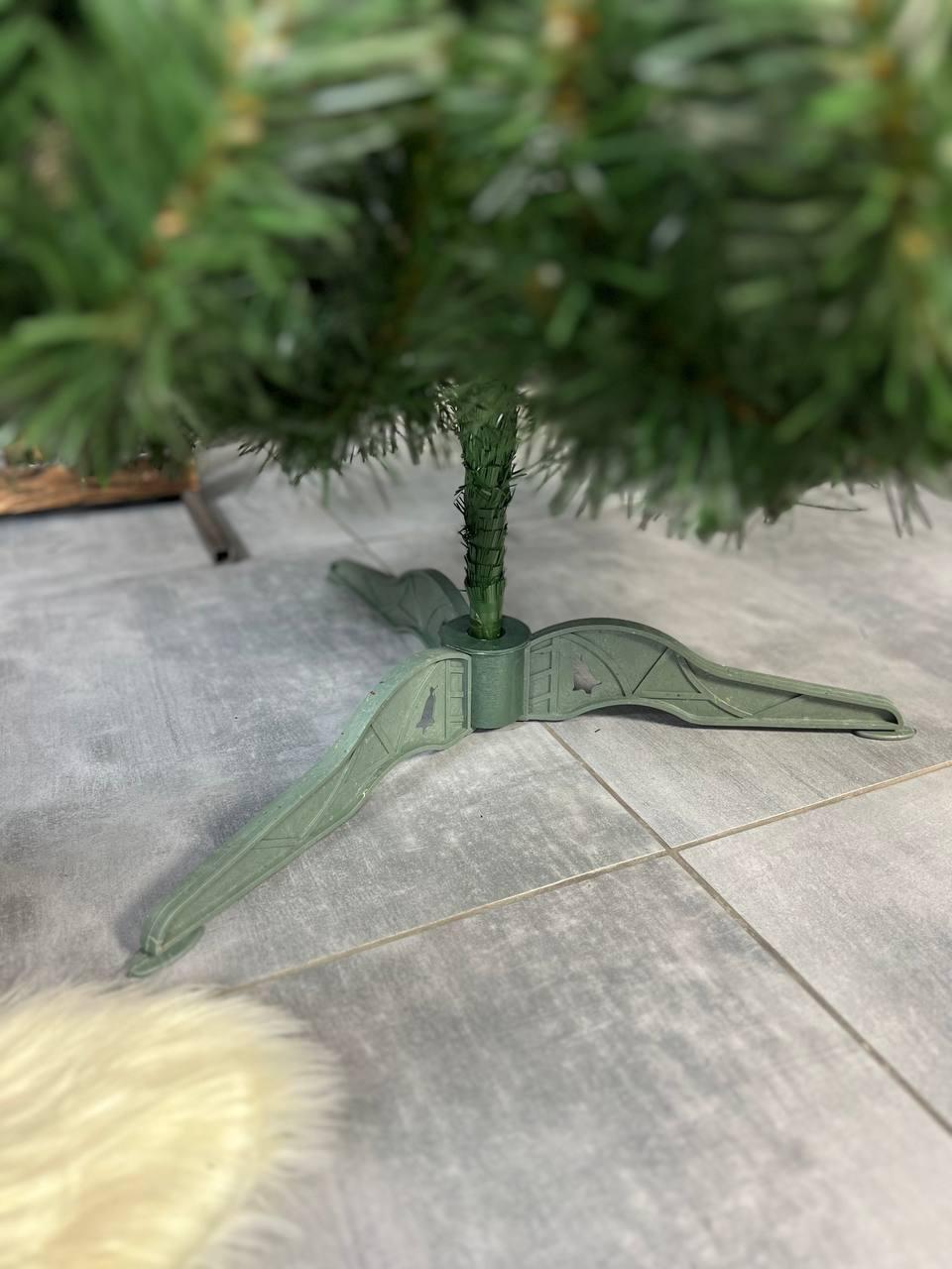 Искусственная елка Сказка 1,7м с пластиковой подставкой Зеленый (YA678287) - фото 4 Искусственная елка Сказка 1,7м с пластиковой подставкой Зеленый (YA678287) - фото 4