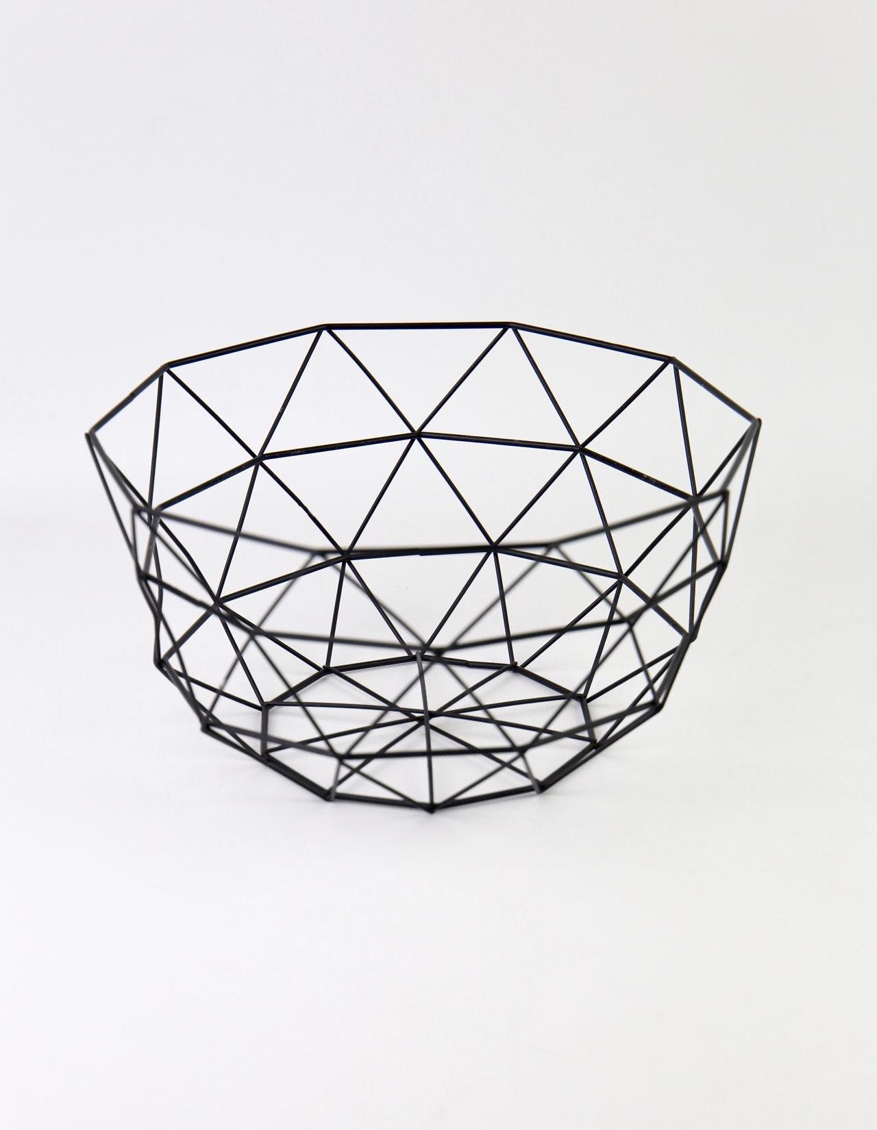 Фруктовница Геометрия маталлическая 27х14 см Черный (00000010044) - фото 3 Фруктовница Геометрия маталлическая 27х14 см Черный (00000010044) - фото 3