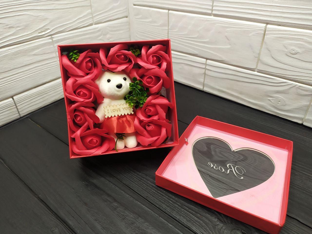 Подарунковий набір ароматного мила у вигляді троянд з плюшевим ведмедиком (1347651254)