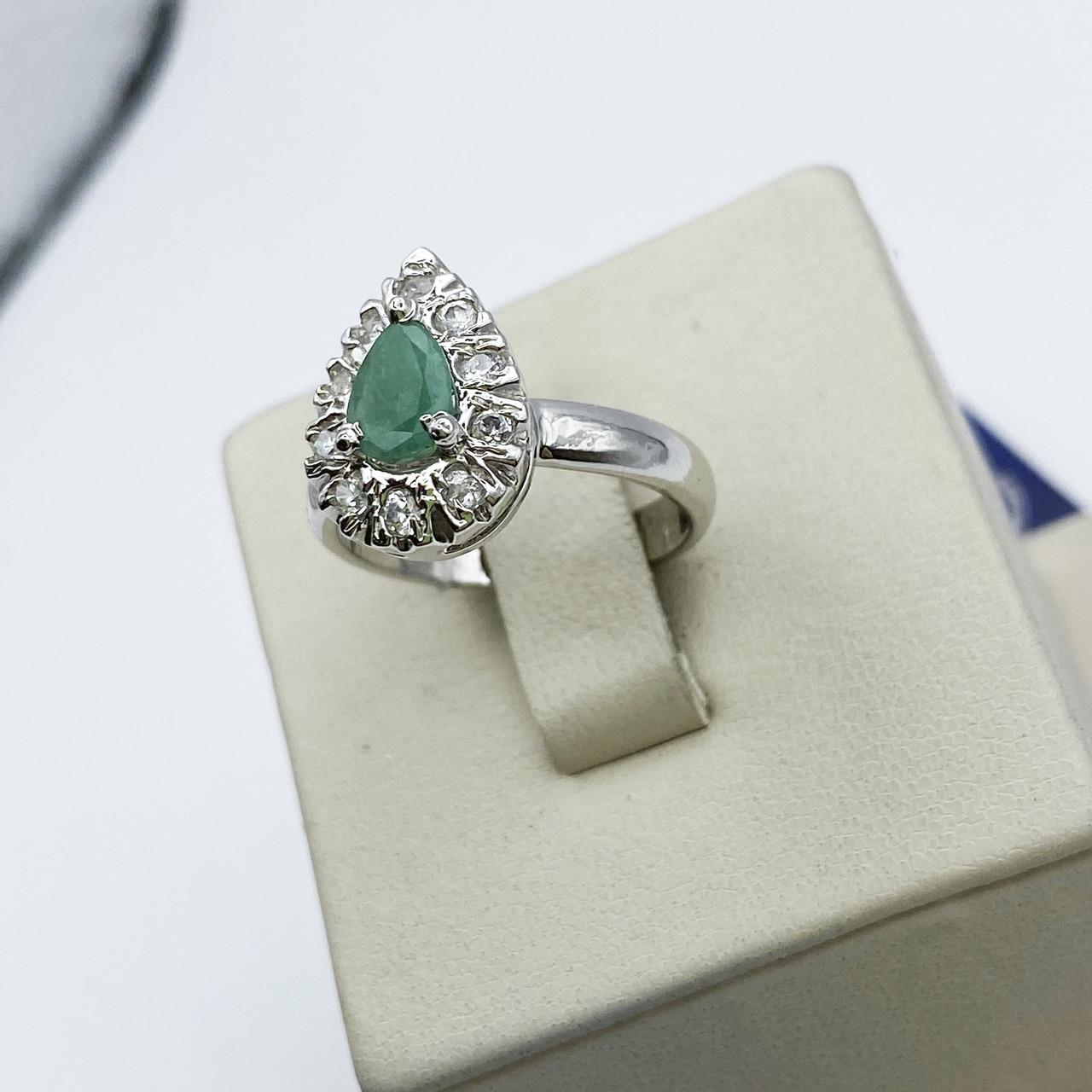 Кольцо серебряное с изумрудом р. 17 4,55 г (1949381245)
