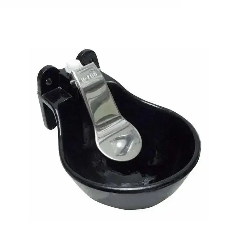 Поилка чашечная чугунная для КРС с нержавеющим языком и латунным клапаном 1,8 л (11918)