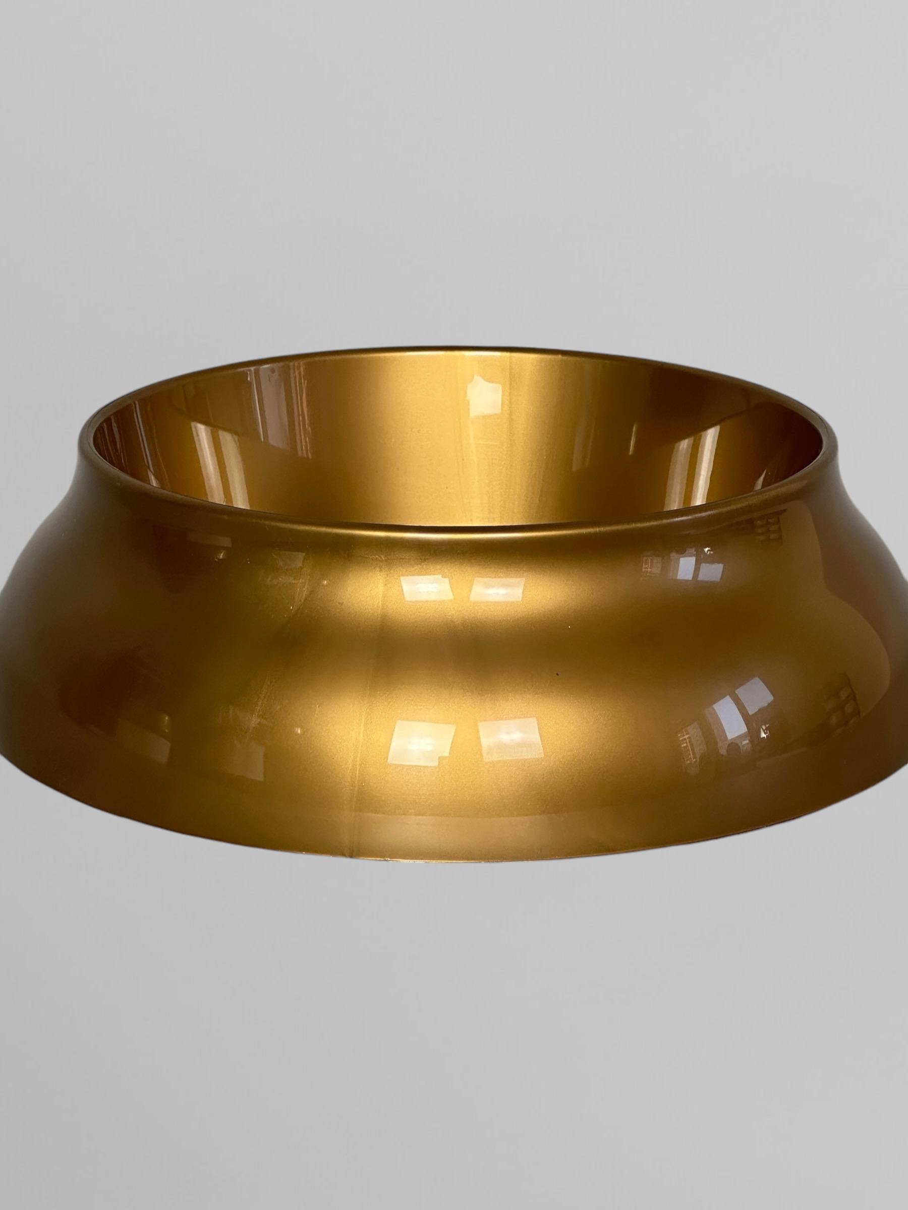 Горшок для цветов Бонсайница 2,6 л Золотой (Г03102) - фото 3 Горшок для цветов Бонсайница 2,6 л Золотой (Г03102) - фото 3