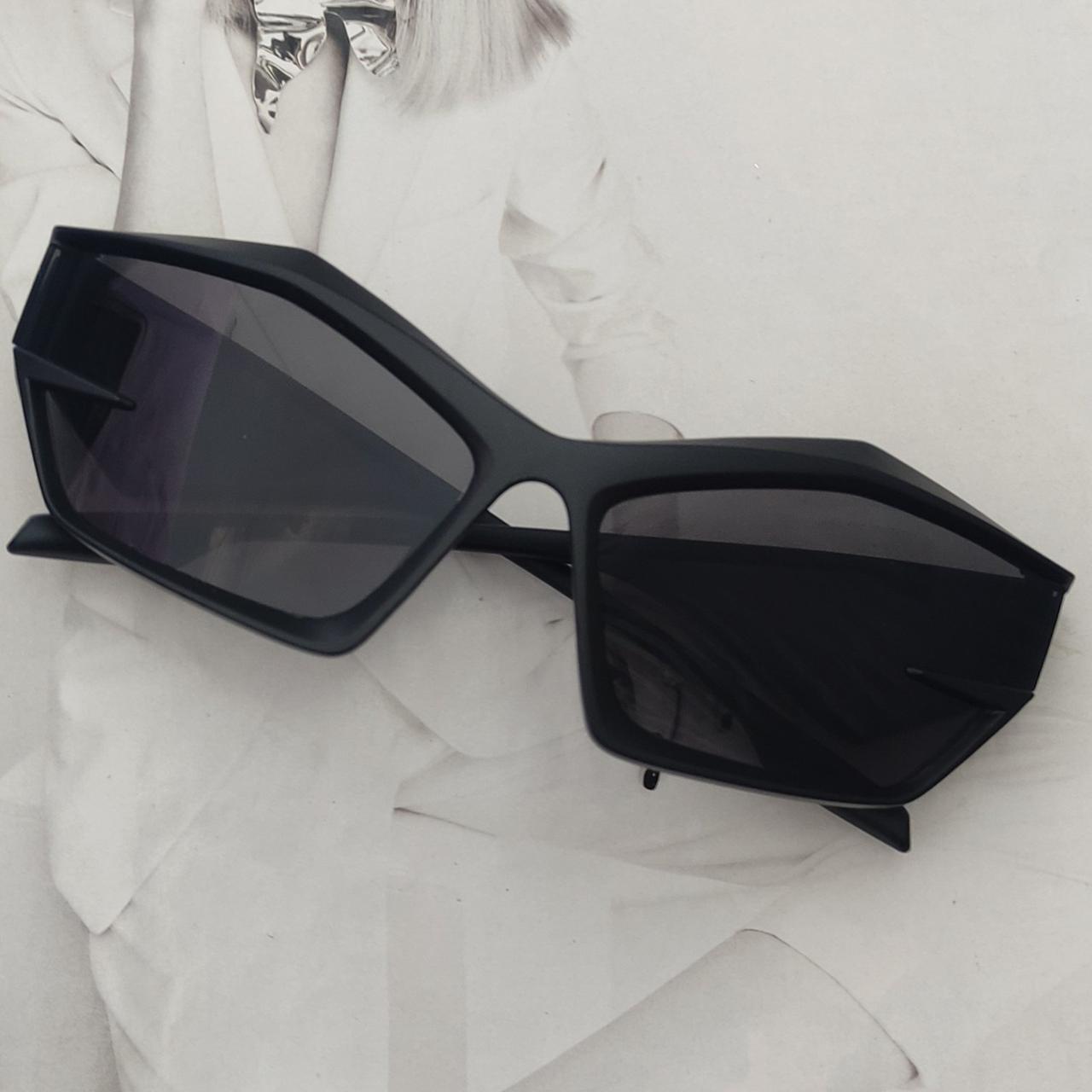 Очки спортивные фигурные (6935) Очки спортивные фигурные (6935)