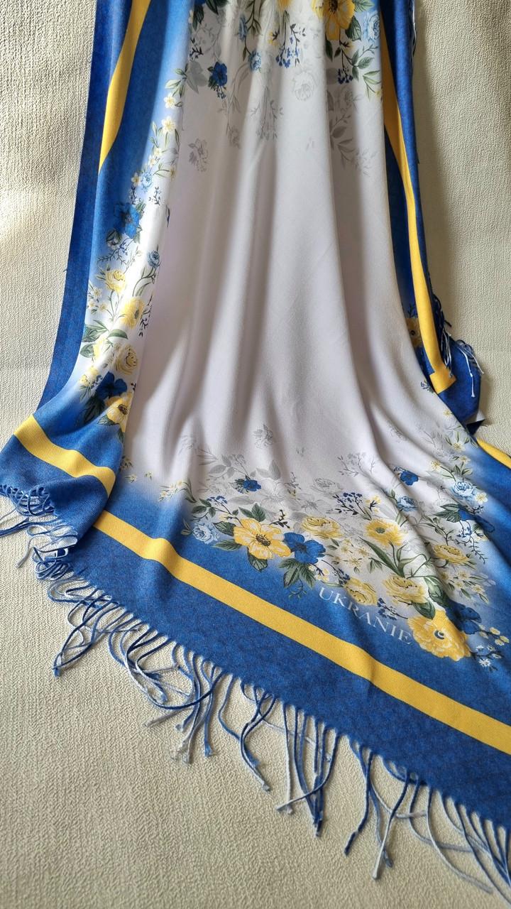Платок женский патриотический кашемировый Цветочная нежность 100х100 см Сине-желтый