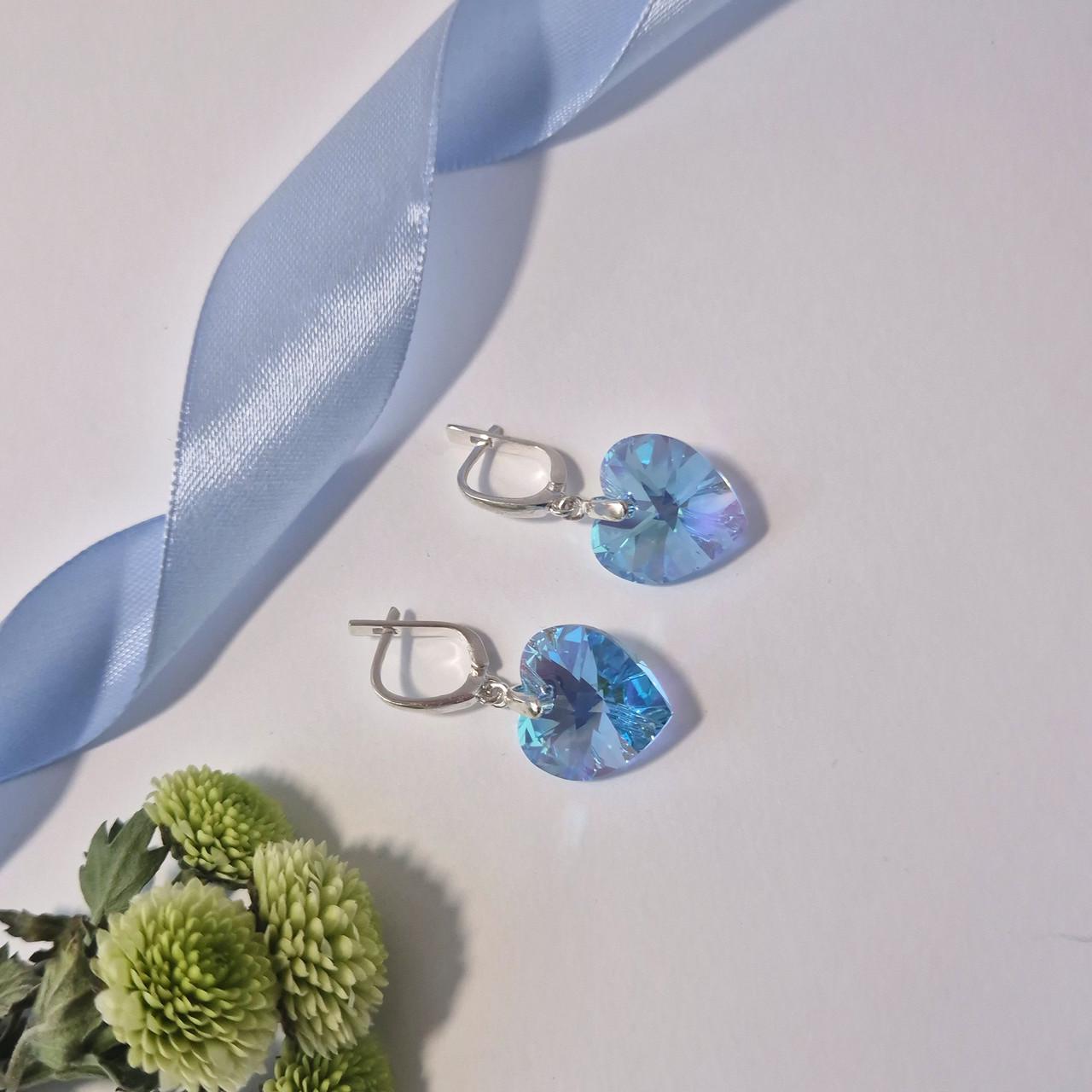 Сережки з підвіскою серце камінь сваровськи срібло 925 проби 7,80 г (56228-18) - фото 6 Сережки з підвіскою серце камінь сваровськи срібло 925 проби 7,80 г (56228-18) - фото 6