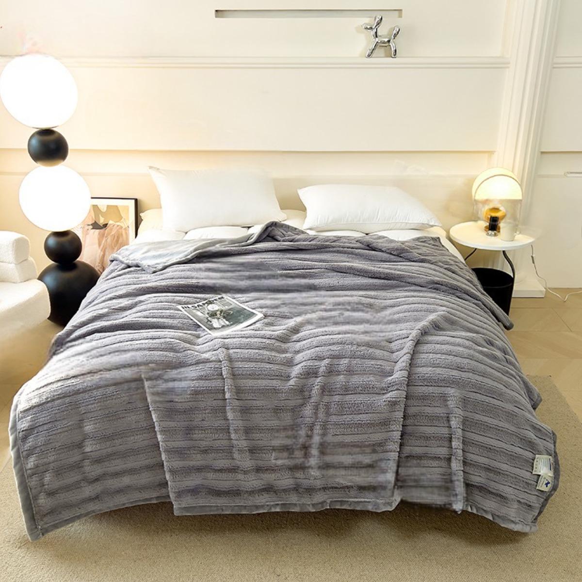 Плед Koloco Шиншила 200х230 см Темно-сірий (38447) Плед Koloco Шиншила 200х230 см Темно-сірий (38447)