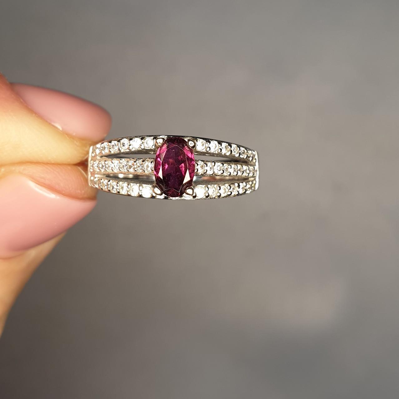 Кольцо серебряное с александритом и фианитом 3,88 г р. 17 (1379067600)