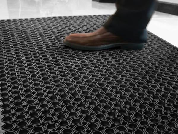 Грязезащитный ковер Октагон ячеистый резиновый 1000х1500х13 мм - фото 4