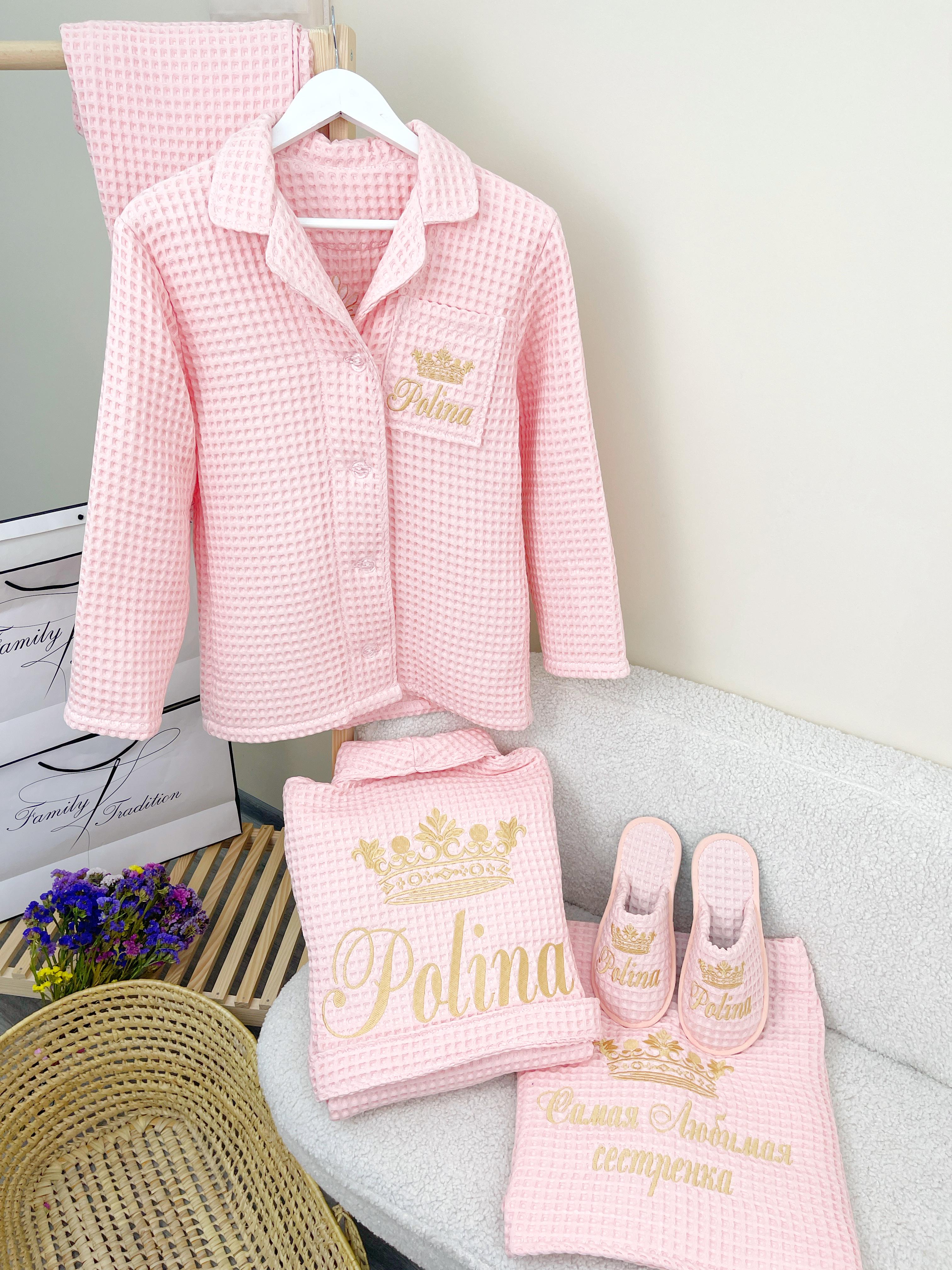 Комплект женской домашней одежды Family Tradition Любимка с вышивкой из вафельной ткани Розовый (50185)