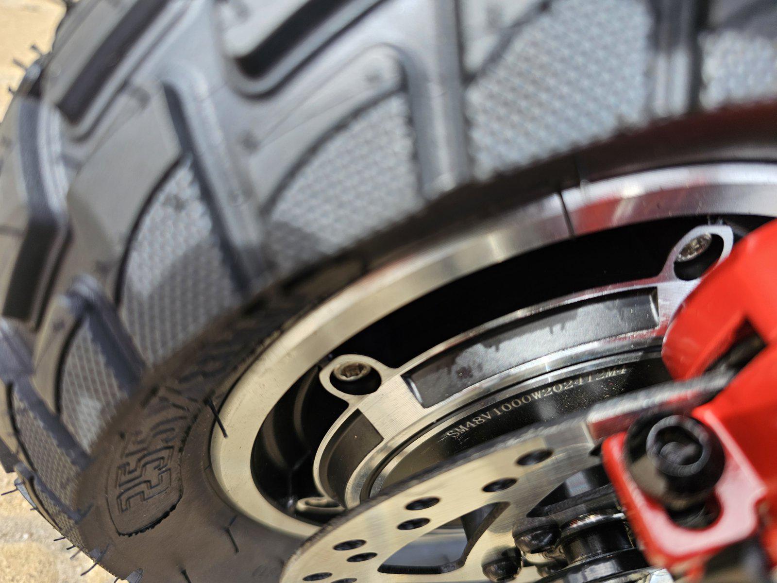 Электросамокат с сидением KugooKirin M4 PRO Plus 1000W 23Ah NFC ключи 3 фары - фото 10 Электросамокат с сидением KugooKirin M4 PRO Plus 1000W 23Ah NFC ключи 3 фары - фото 10