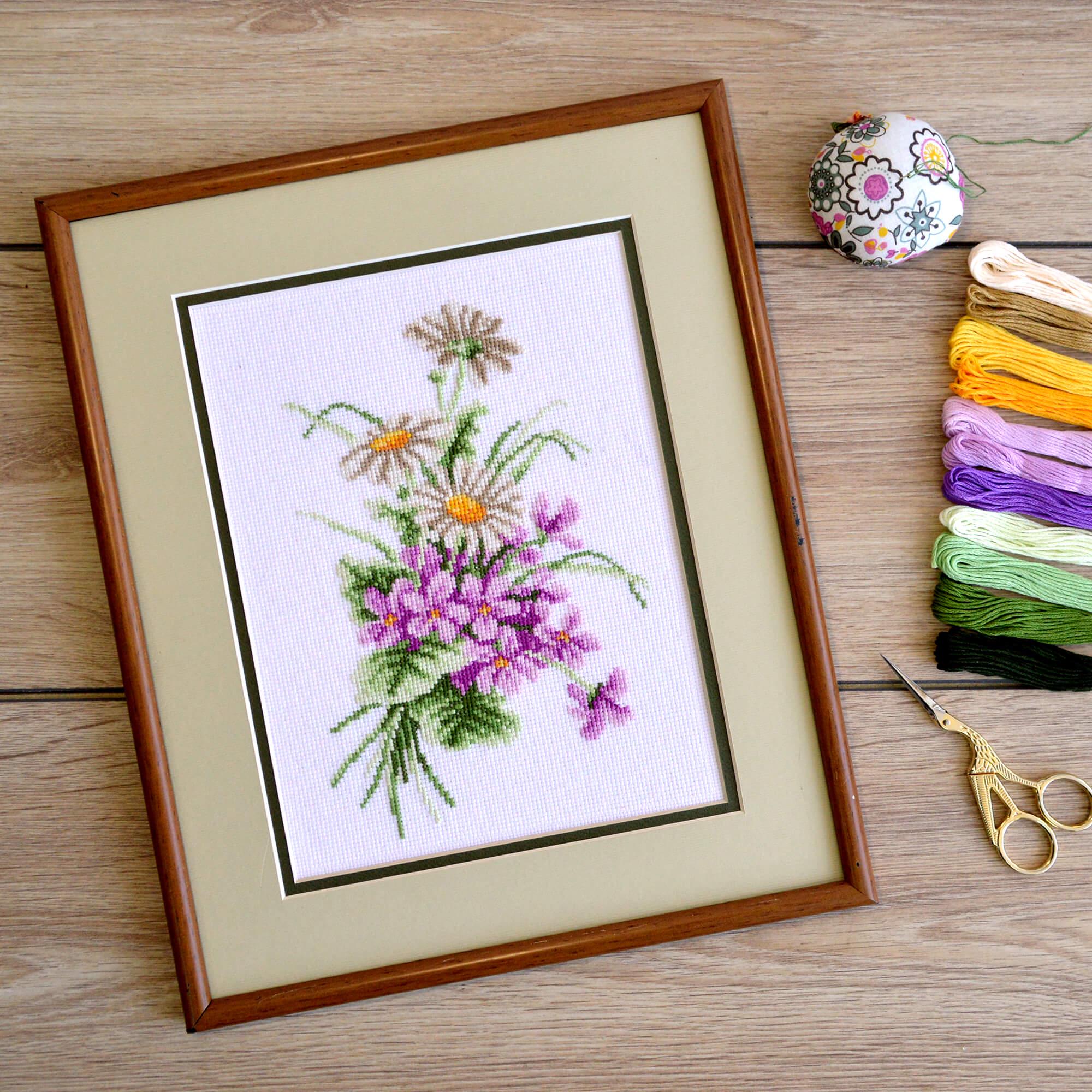 Набор для вышивки крестом Летний букет (82)