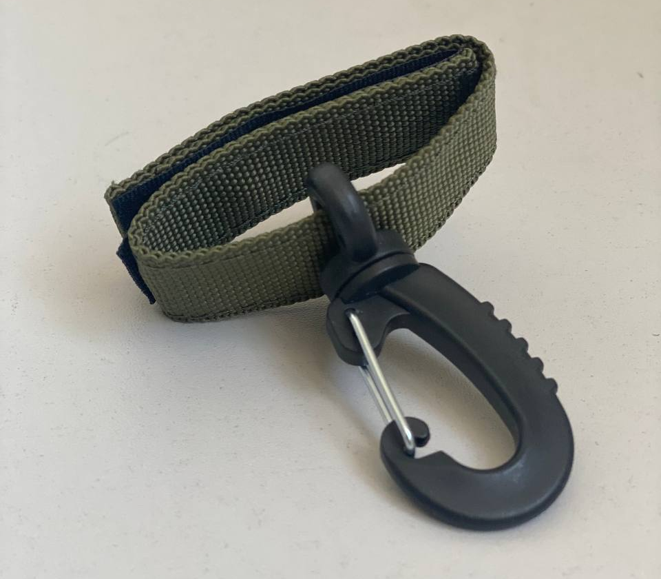 Карабін-тримач Clefers Tac molle для спорядження 2 шт. Олива (5024601) Карабін-тримач Clefers Tac molle для спорядження 2 шт. Олива (5024601)