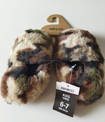 Капці для хлопчика Pepco р. 22-24 - фото 3