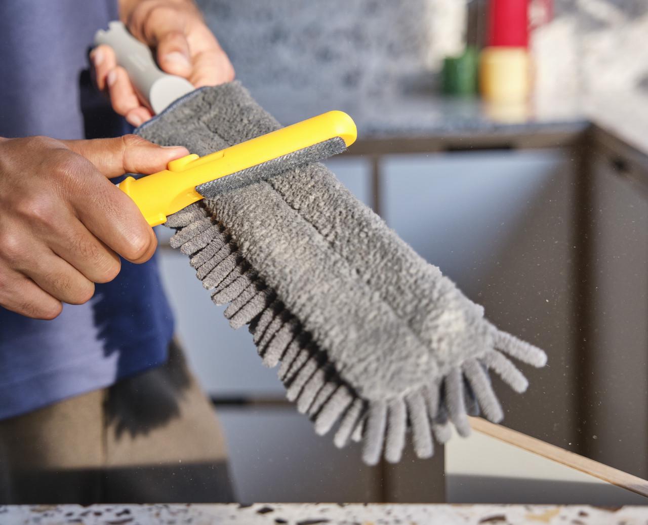 Щітка для збирання пилу Joseph Joseph CleanTech 3в1 з чохлом для зберігання (6500013) - фото 6