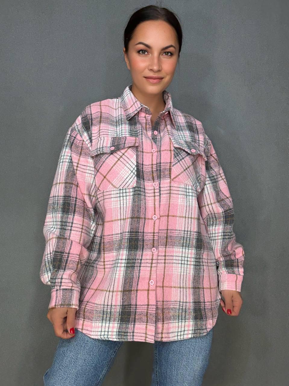 Рубашка женская YZY 223 клетчатая оверсайз теплая байка OS Розовый (5401)