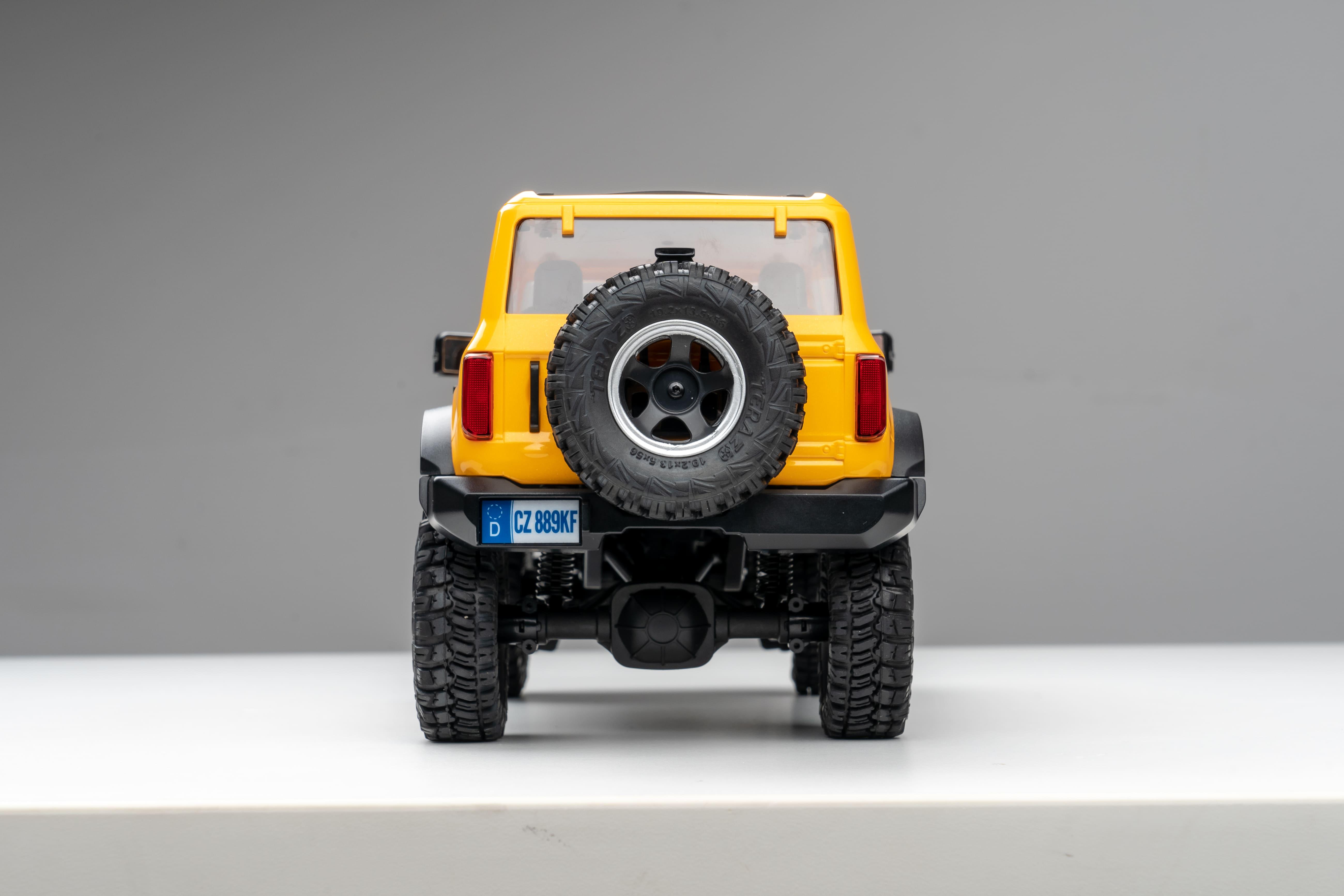 Радиоуправляемая машина EazyRC 1:18 Bronx Bronco RTR Yellow - фото 4