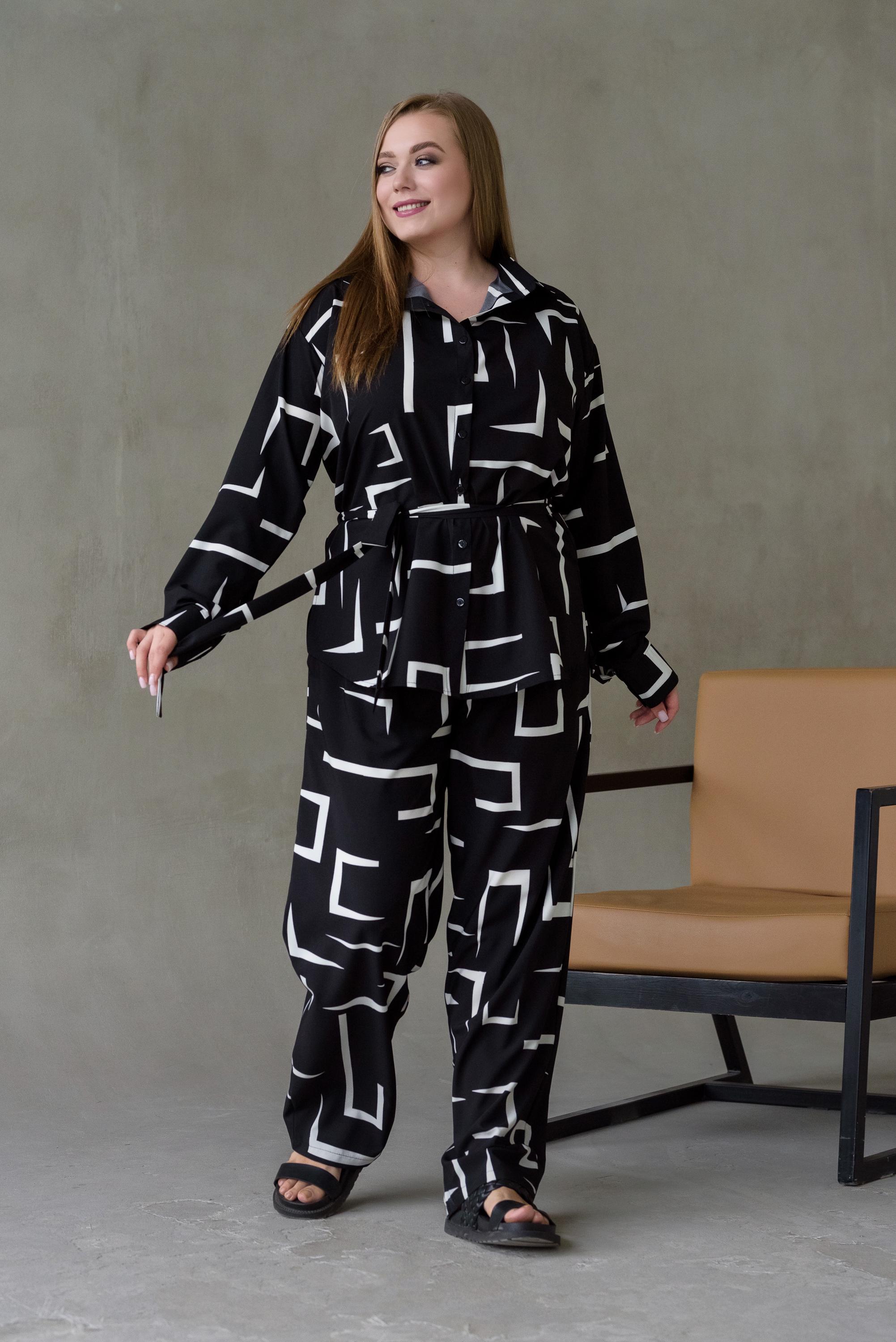 Костюм штапельный женский Риона р. 74 Черный