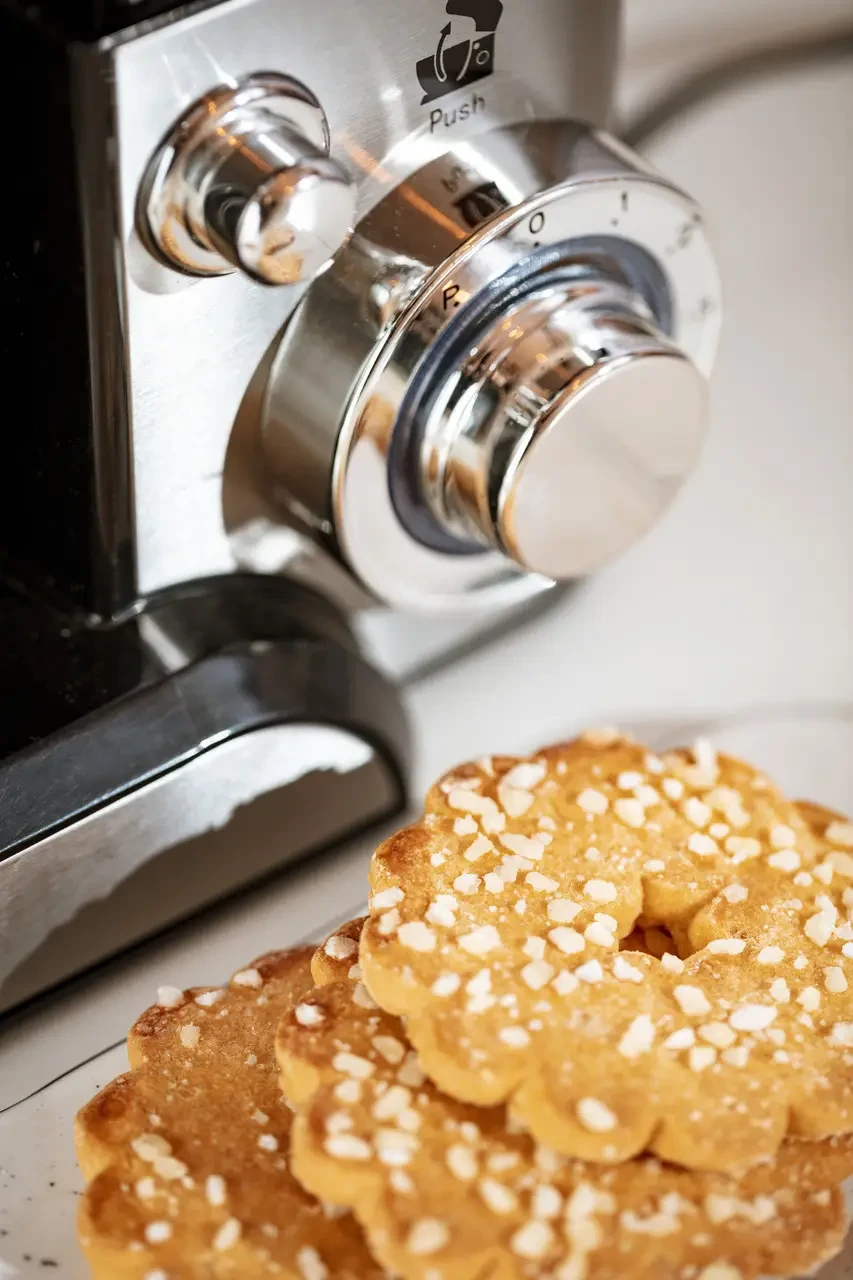 Миксер-тестомес Camry CR 4223 с LCD 5 л - фото 5 Миксер-тестомес Camry CR 4223 с LCD 5 л - фото 5