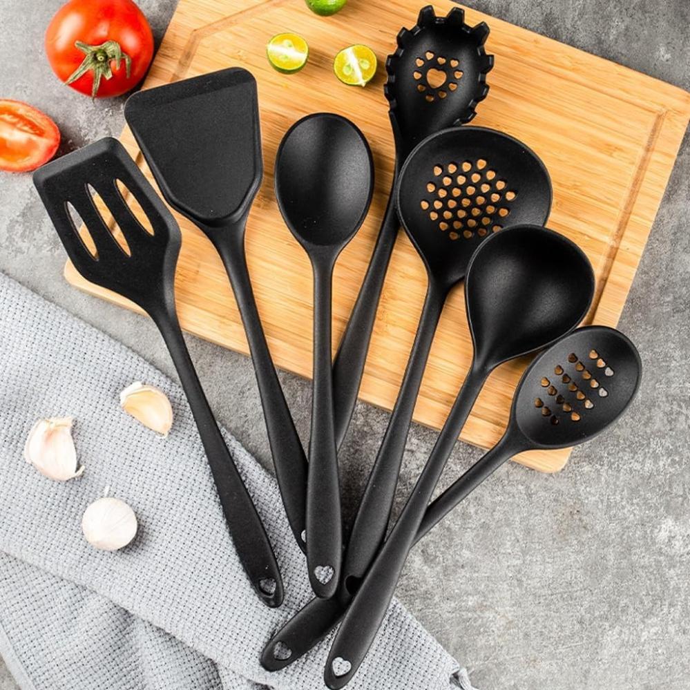 Набор кухонных принадлежностей с двойной подставкой/разделочной доской/набором ножей/прихватками 25 пр. Черный (120.1742) - фото 8 Набор кухонных принадлежностей с двойной подставкой/разделочной доской/набором ножей/прихватками 25 пр. Черный (120.1742) - фото 8