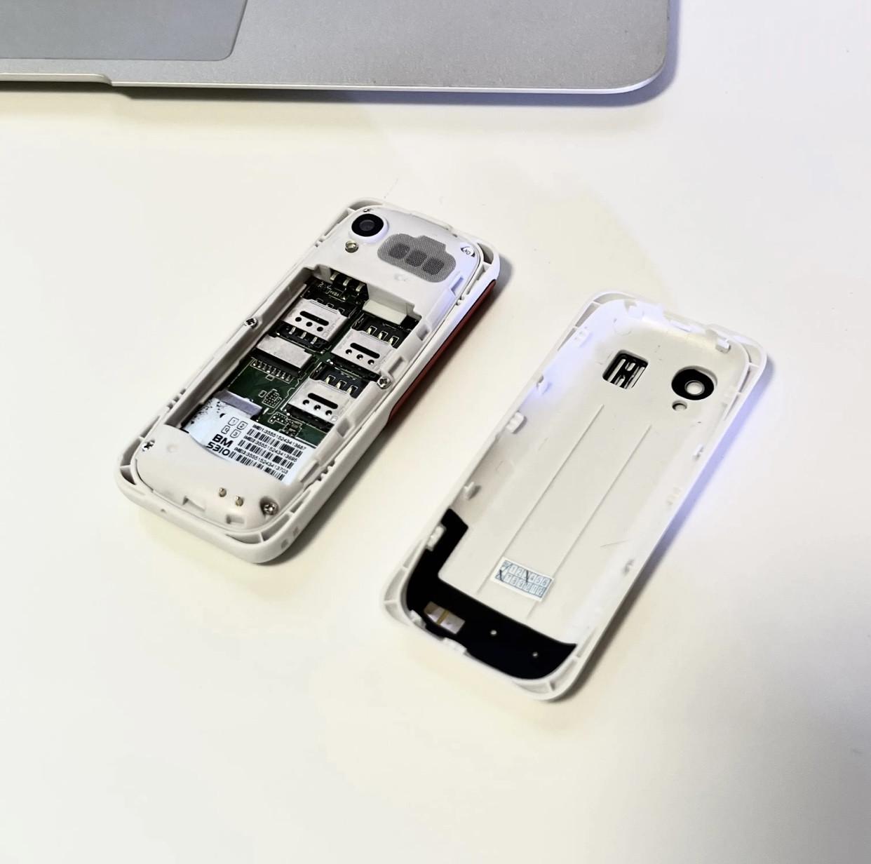 Мобільний телефон Aiek BM5310 3sim міні Чорно-зелений (2163830359) - фото 6 Мобільний телефон Aiek BM5310 3sim міні Чорно-зелений (2163830359) - фото 6