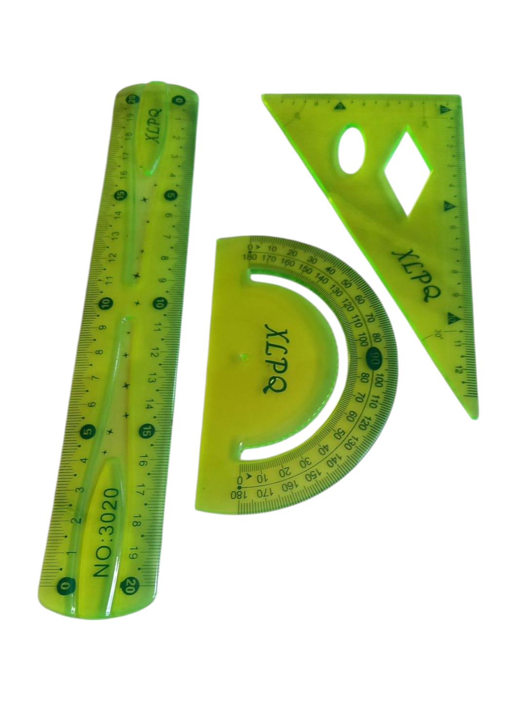Набір гнучких лінійок косинець/транспортир/лінійка 20 см Зелений (28926736) Набір гнучких лінійок косинець/транспортир/лінійка 20 см Зелений (28926736)