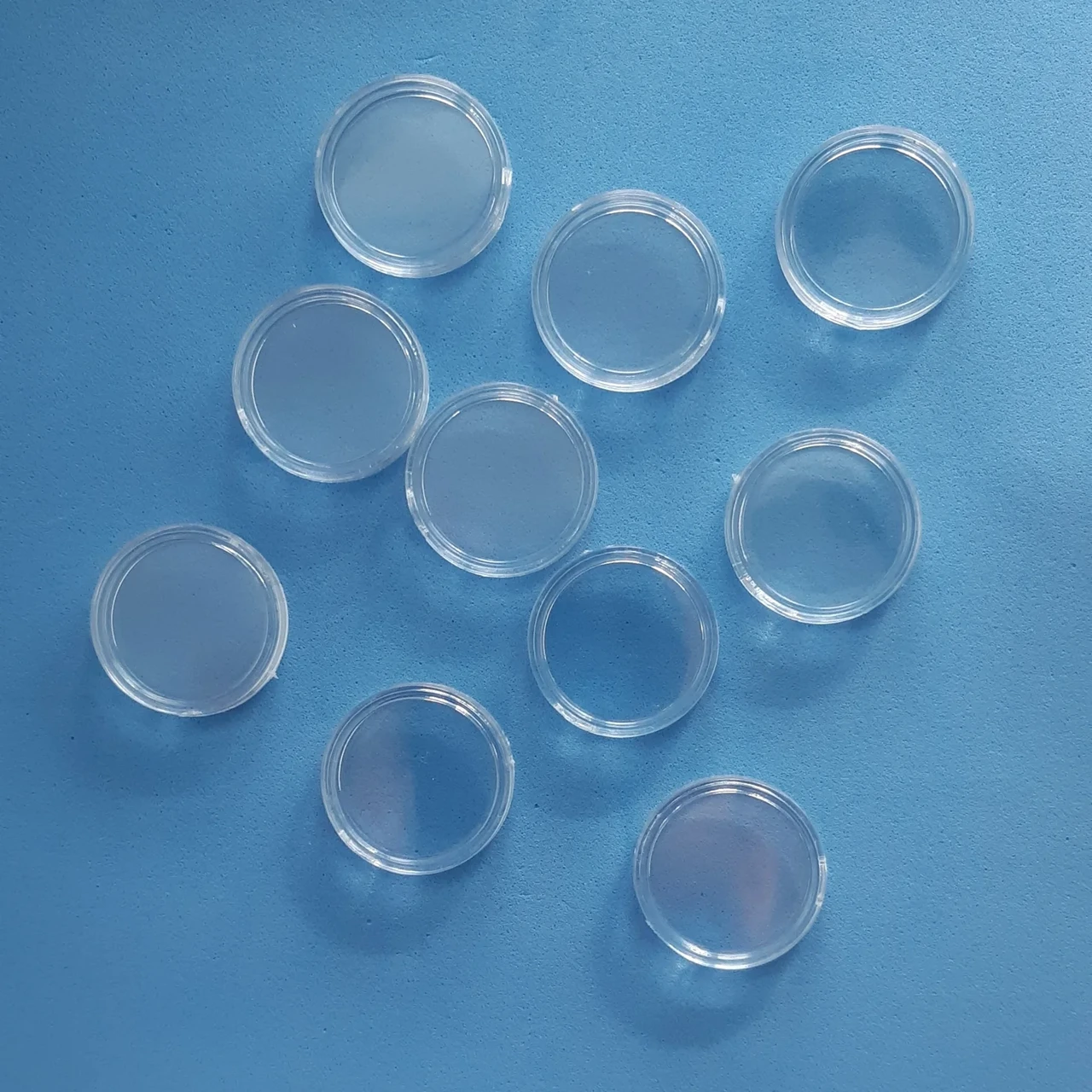 Набор капсул для монет НБУ ЗСУ 10 гривен d 24 мм 10 шт.(capsule-10) Набор капсул для монет НБУ ЗСУ 10 гривен d 24 мм 10 шт.(capsule-10)