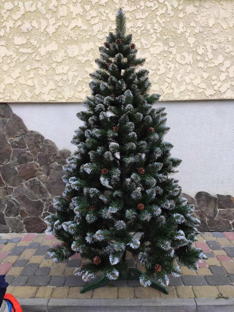 Ялинка штучна Елітна з шишками 150 см з підставкою в коробці (23500688) - фото 2 Ялинка штучна Елітна з шишками 150 см з підставкою в коробці (23500688) - фото 2