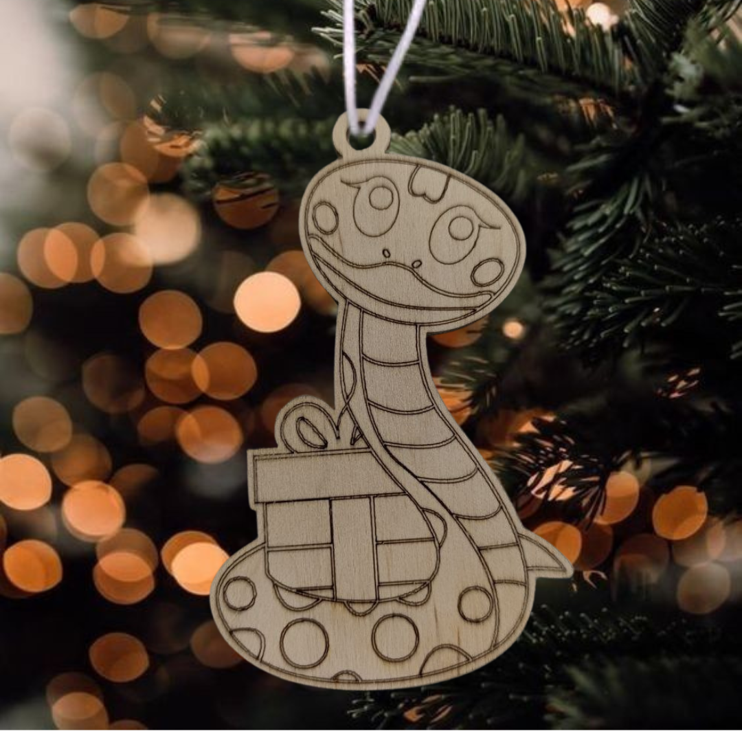 Елочная игрушка новогодняя деревянная с гравировкой Символ года Змея 2025 Крафт (60027)