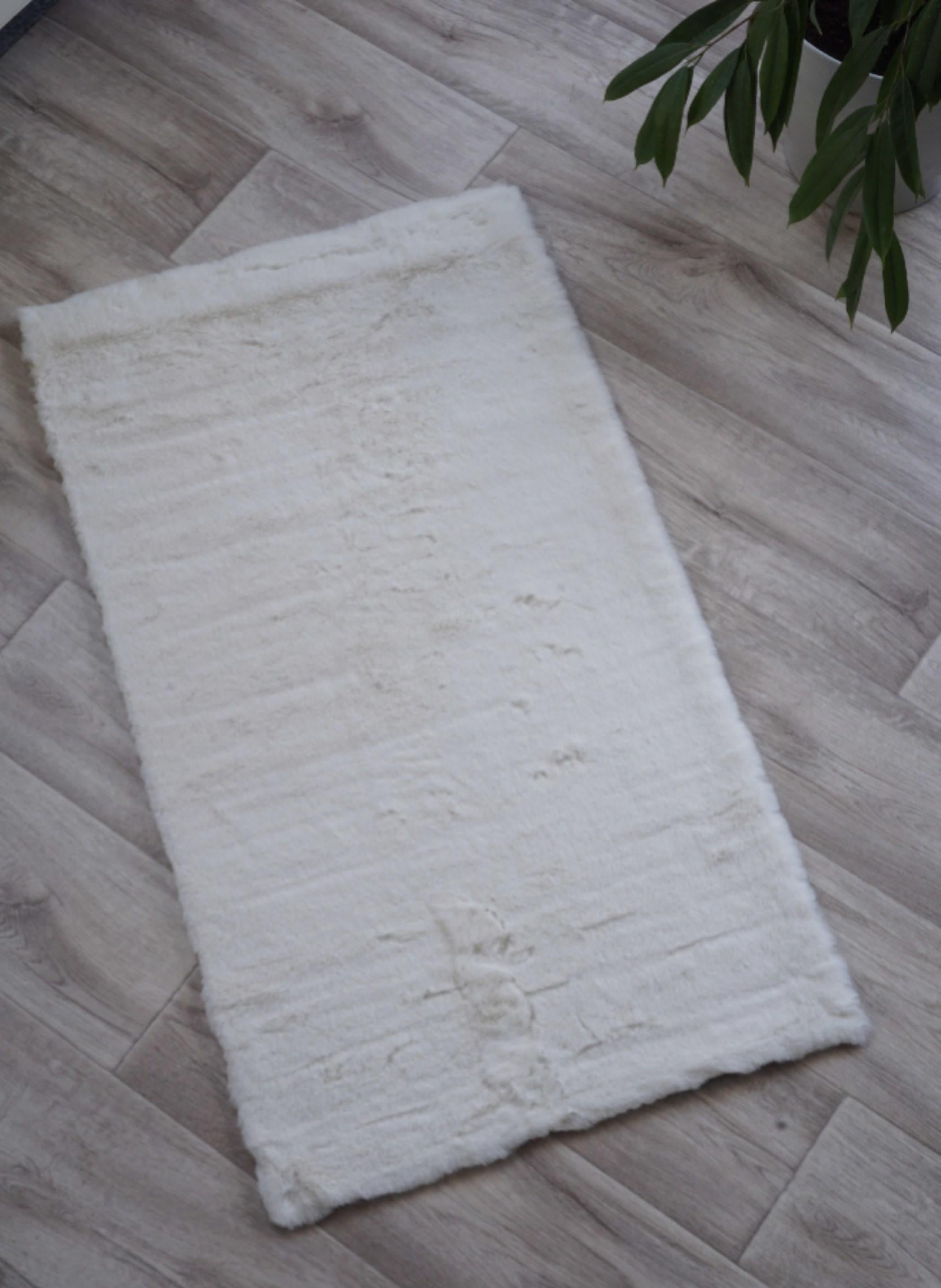 Ковер с высоким ворсом Estera tpr 200x300 см White (34139563)