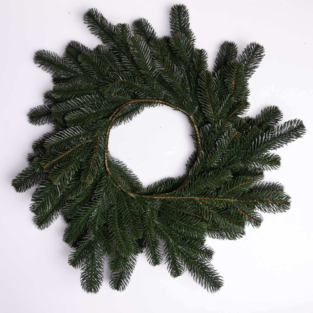 Вінок новорічний хвойний литий 60х35х10 см Зелений (TD-VINGR) - фото 5 Вінок новорічний хвойний литий 60х35х10 см Зелений (TD-VINGR) - фото 5