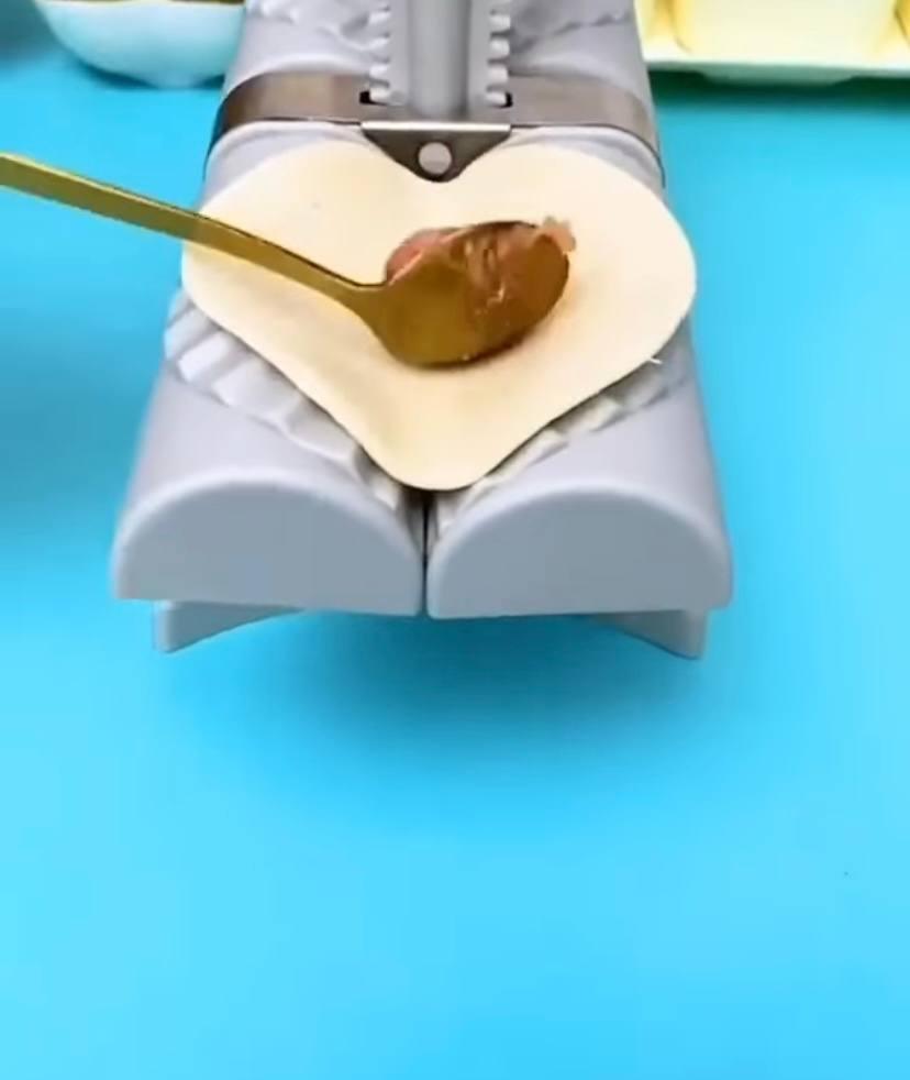 Форма для пельменей ручная Frico (FRU-050) - фото 5 Форма для пельменей ручная Frico (FRU-050) - фото 5