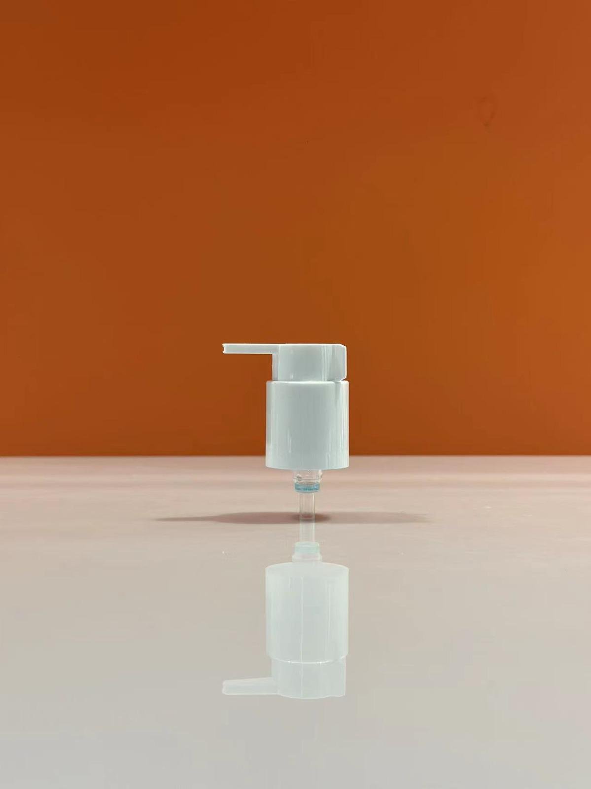 Кремовый дозатор VM6101 24 187 мм Белый 24