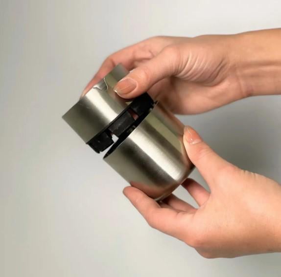 Пепельница настольная MAXIFLOW Mini 9х7 см 4419.0709M.304.00 - фото 4 Пепельница настольная MAXIFLOW Mini 9х7 см 4419.0709M.304.00 - фото 4