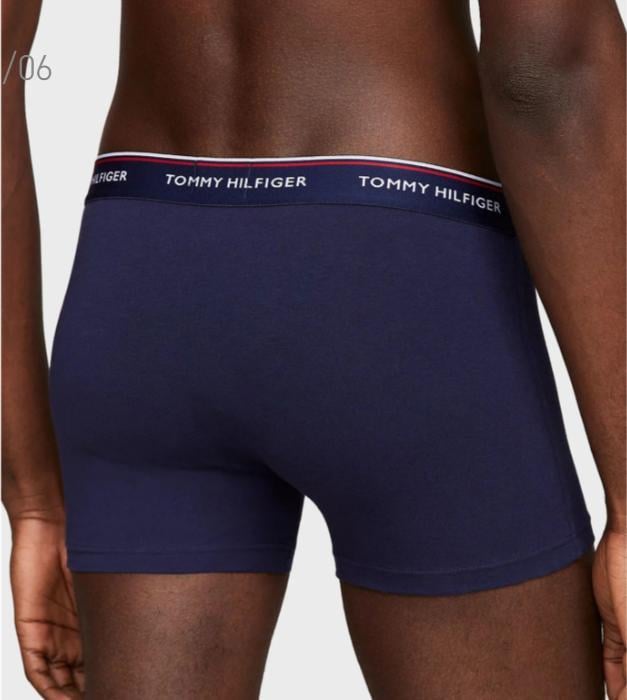 Набор трусов боксеров мужских Tommy Hilfiger PREMIUM ESSENTIALS 3 шт. L Темно-синий (97442793) - фото 3 Набор трусов боксеров мужских Tommy Hilfiger PREMIUM ESSENTIALS 3 шт. L Темно-синий (97442793) - фото 3