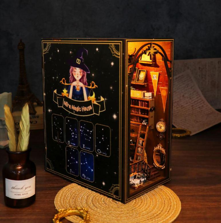 Румбокс книжный 3D DIY CuteBee Бук Нук Магическая Мастерская со светом - фото 4