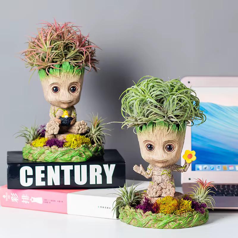 Горшок милый для цветов и канцелярии кашпо малыш грут с аксессуаром 15 см - фото 3