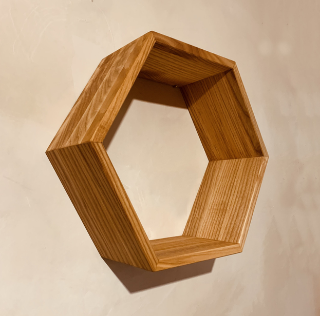 Полочка деревянная Сота 32х37х15 см (27283775) - фото 2