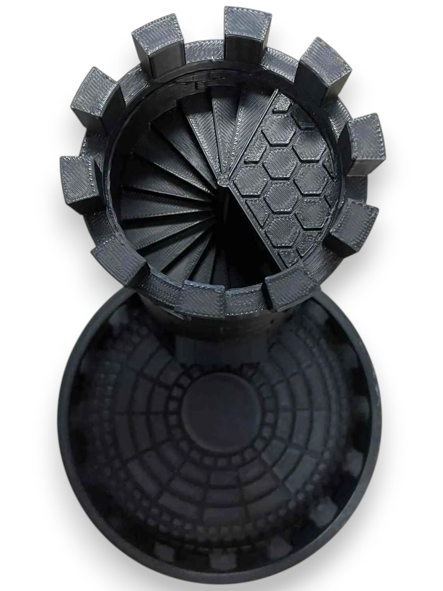 Башня для кубиков Замковый Бастион Черный (0703-1) - фото 4 Башня для кубиков Замковый Бастион Черный (0703-1) - фото 4