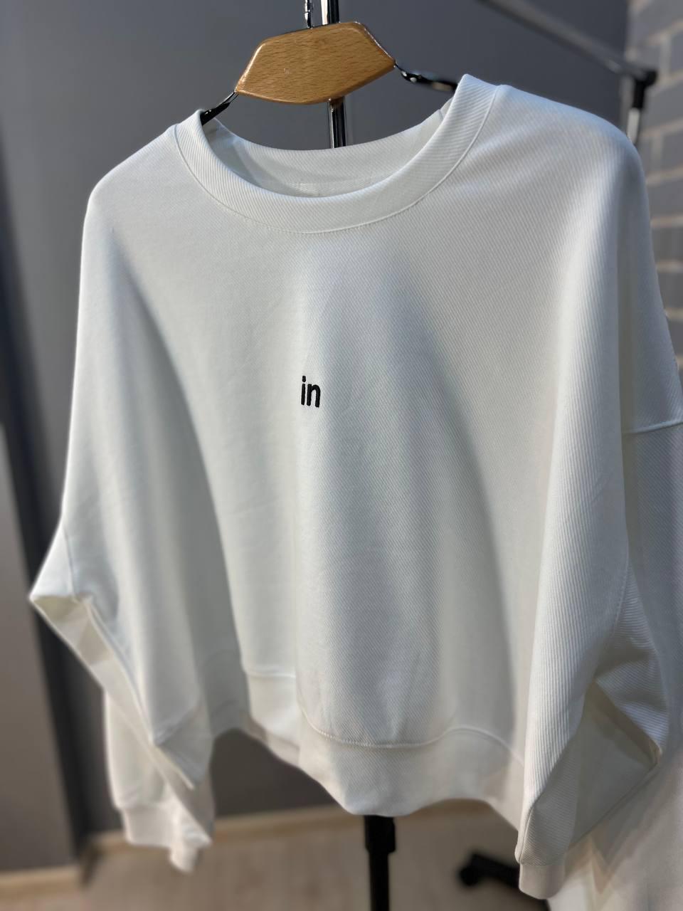 Світшот жіночий U S 36918 рубчик діагональ маленька вишивка in широкий OS Білий (1384) - фото 3 Світшот жіночий U S 36918 рубчик діагональ маленька вишивка in широкий OS Білий (1384) - фото 3